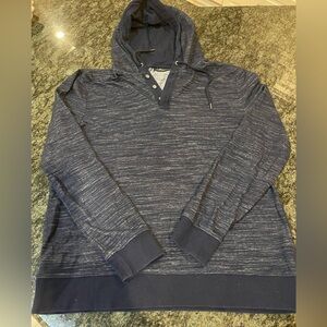 ☑️Excellent, like new condition Men’s XL Marc Anthony navy sweater hoodie